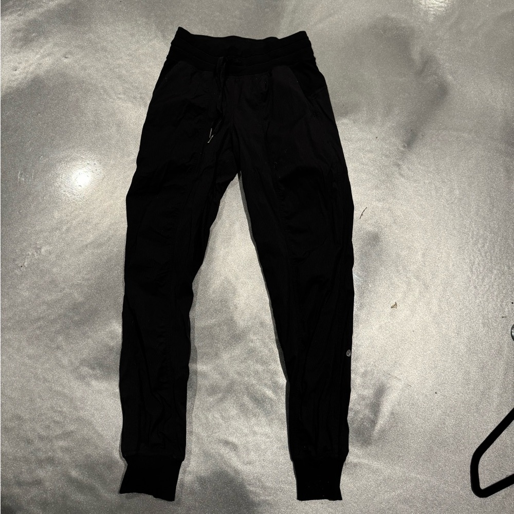 Women’s lulu lemon Black Jogger Pants